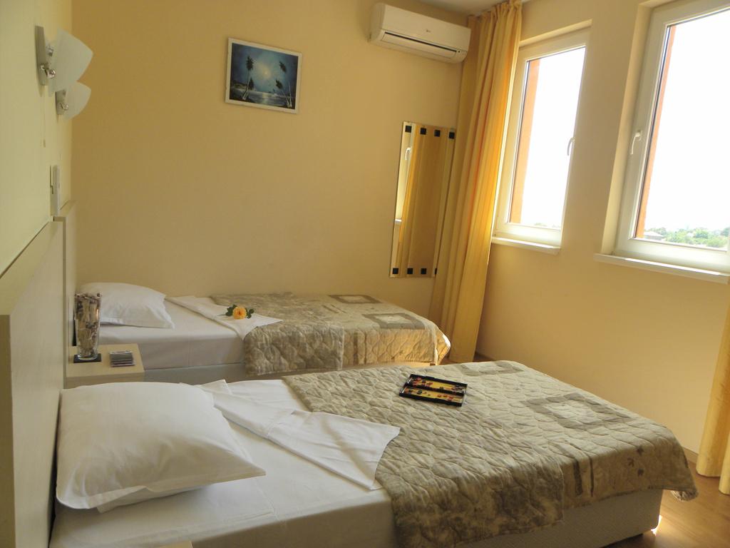 Harmony Hills Aparthotel