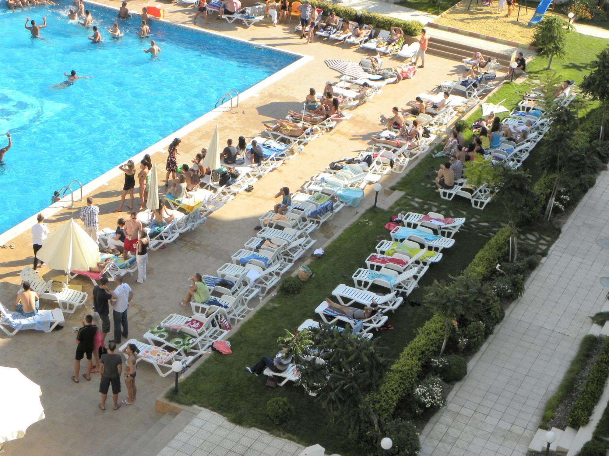 Harmony Hills Aparthotel 4*
