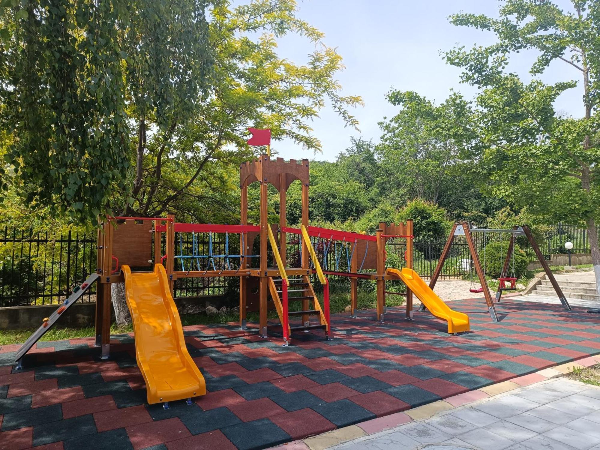 Harmony Hills Aparthotel